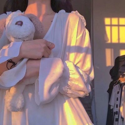 掌管当铺后她受穿心之痛